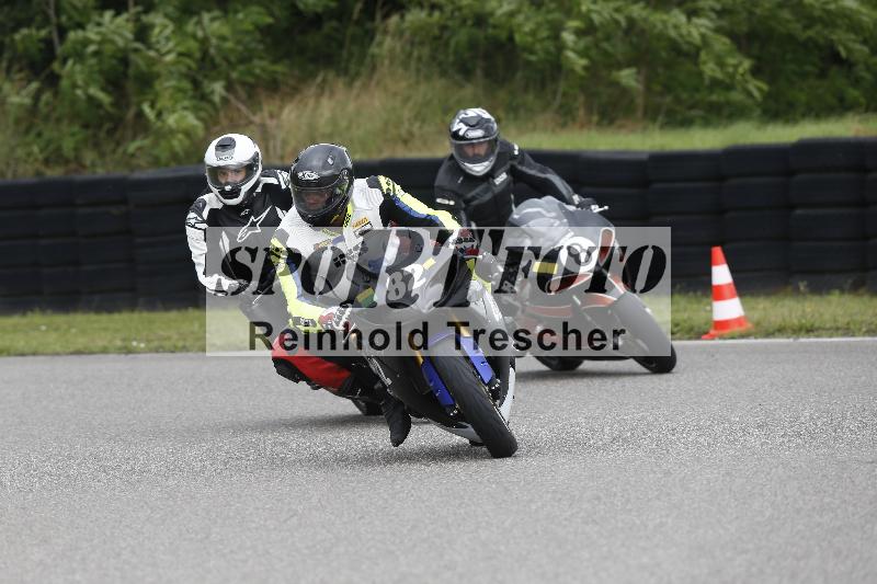 /23 07.06.2025 TZ Motorsport ADR/82